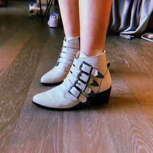 Aldo | White Western Buckle Booties